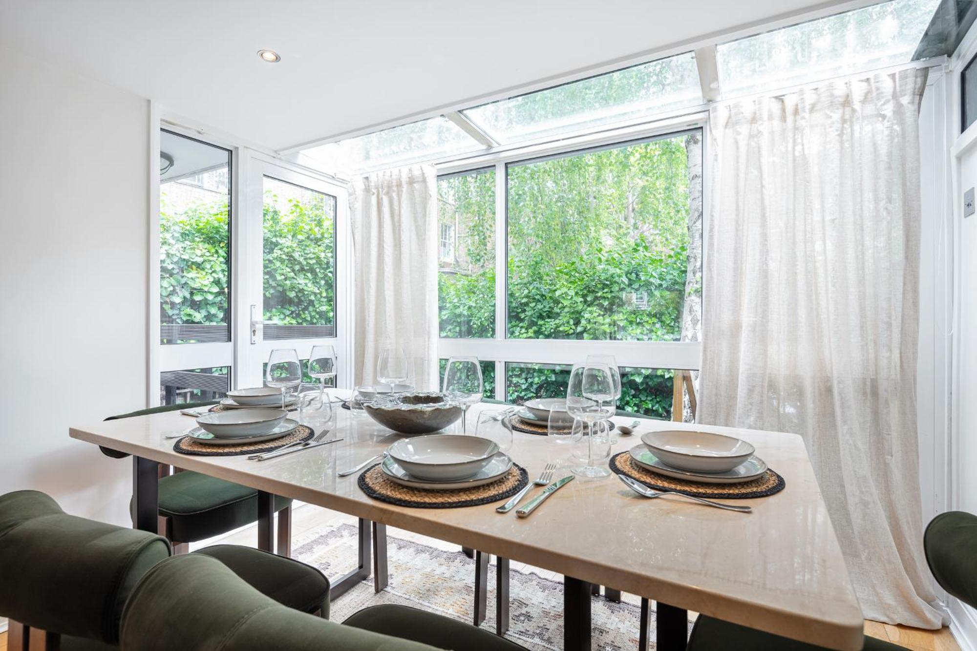 Вілла Rare 4Beds Townhouse In Kensington With Patio Лондон Екстер'єр фото