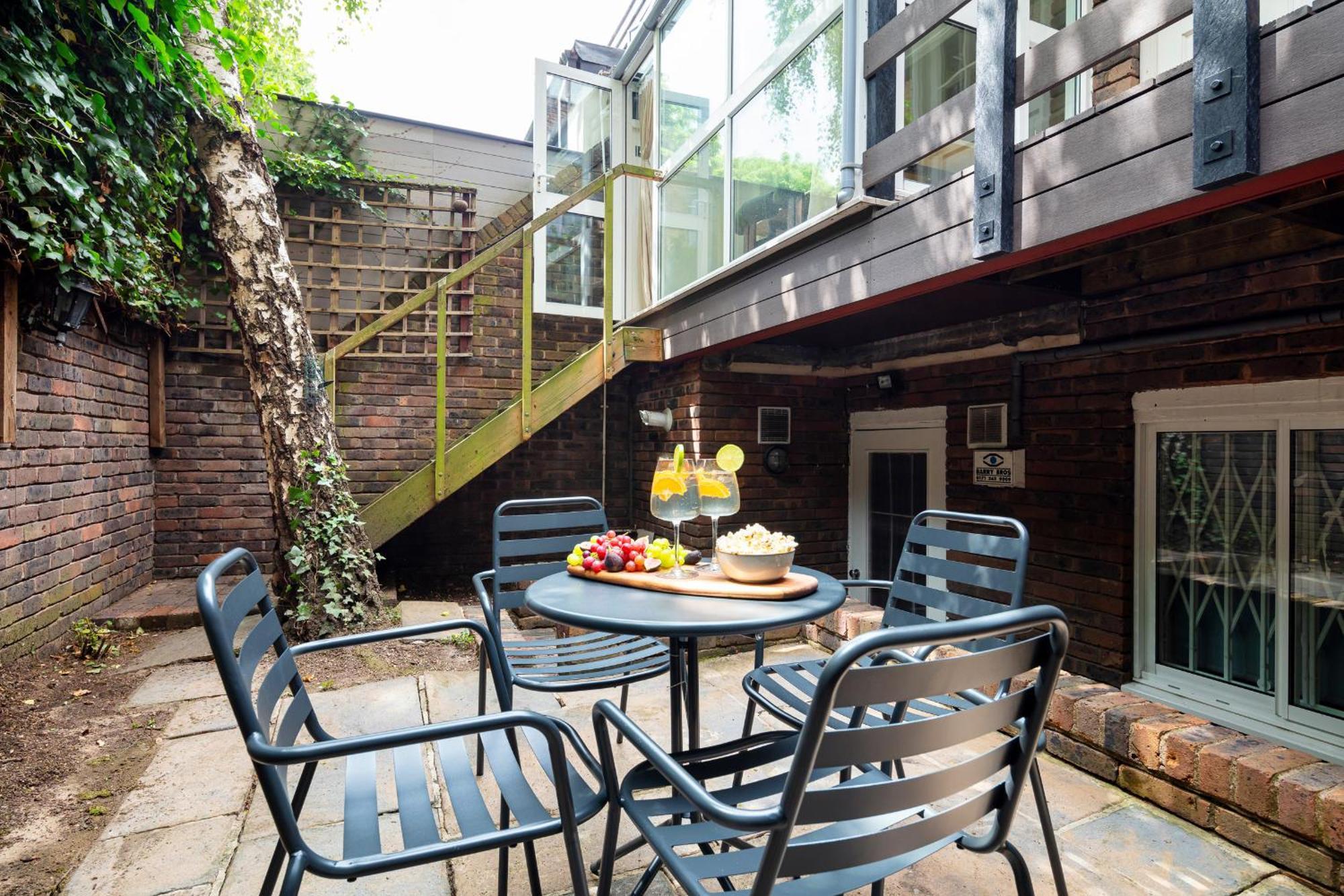 Вілла Rare 4Beds Townhouse In Kensington With Patio Лондон Екстер'єр фото